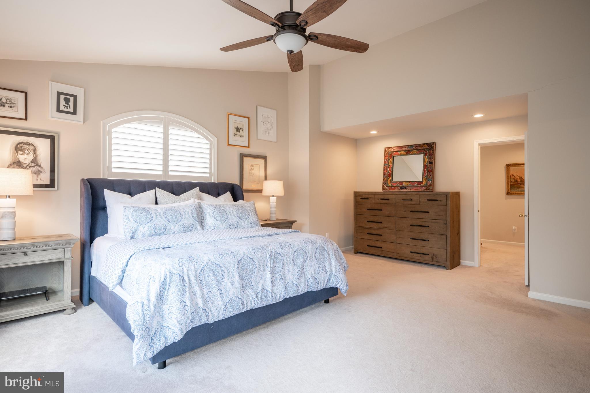 11513 Hemingway Drive Reston, VA 20194 - Photo 24 of 54 Vaulted ceilings!