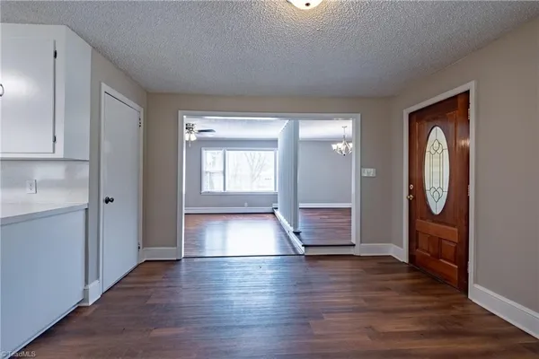 $287,500 | 3283 Highway 64, Advance, NC 27006