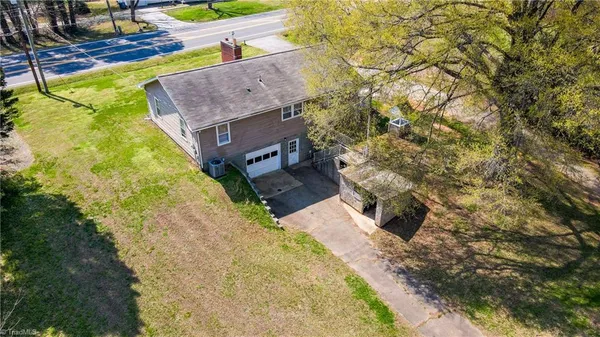 $287,500 | 3283 Highway 64, Advance, NC 27006
