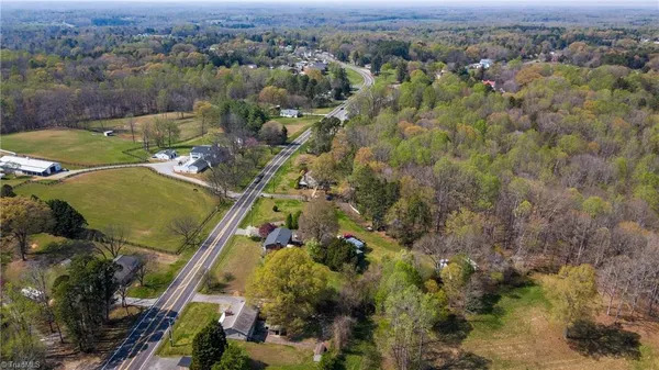 $287,500 | 3283 Highway 64, Advance, NC 27006