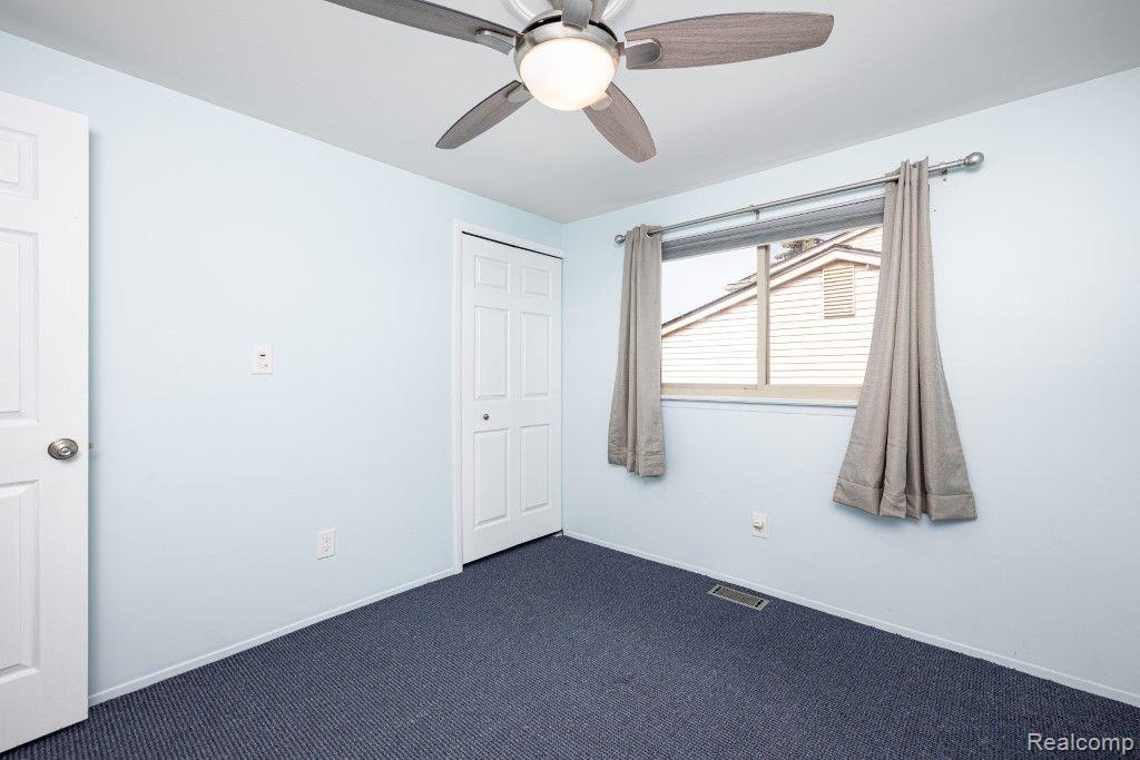 1645 Walnut Ridge Circle Canton, MI 48187 - Photo 19 of 29