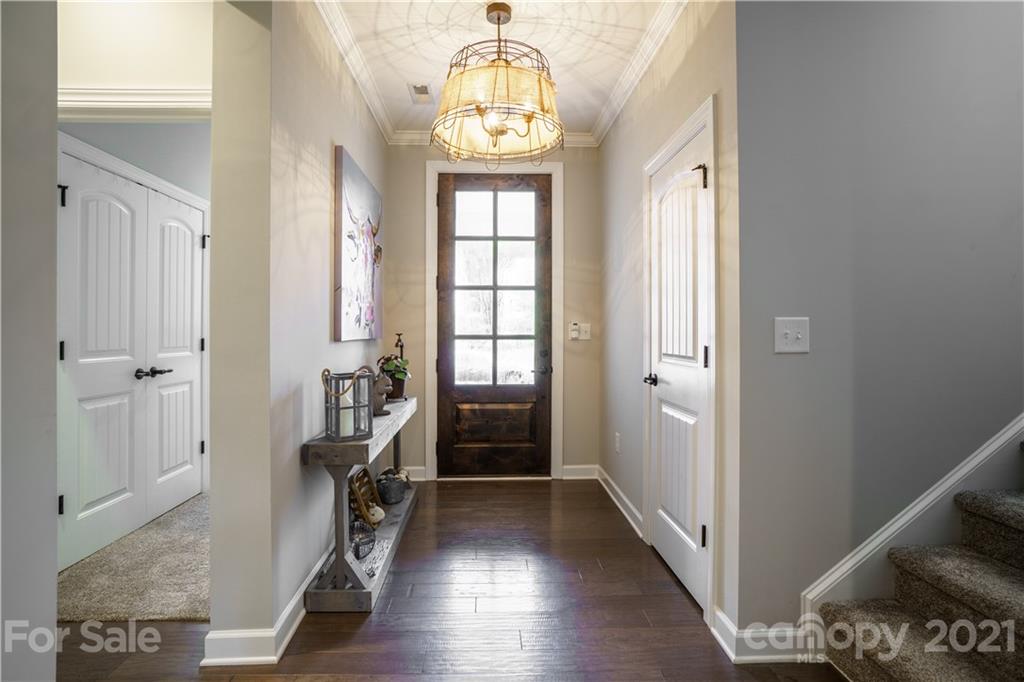 2822 Walker Road Matthews, NC 28105 - Photo 5 of 47 a view of entryway with livingroom