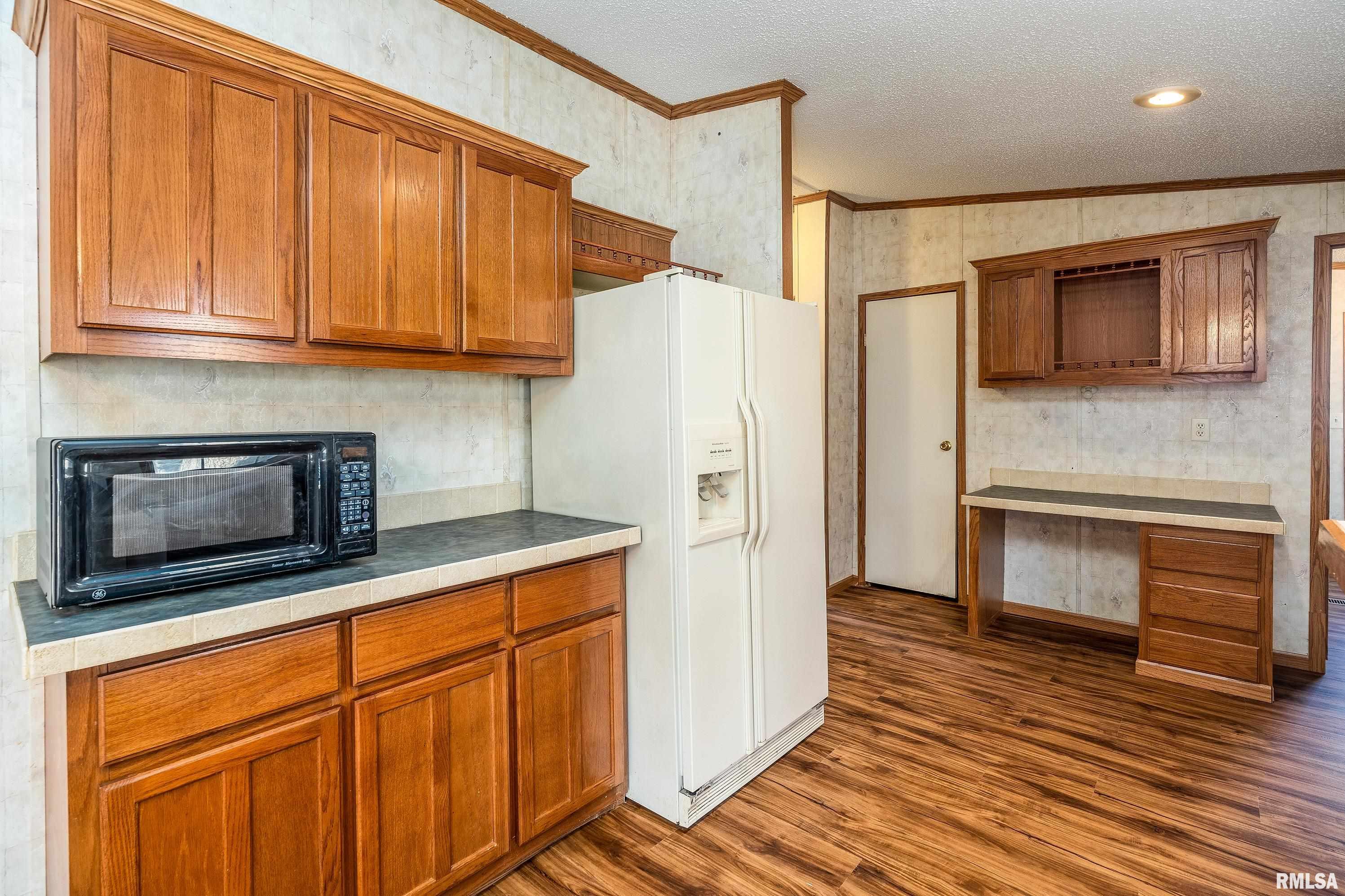 5320 Saraville Road Creal Springs, IL 62922 - Photo 12 of 47