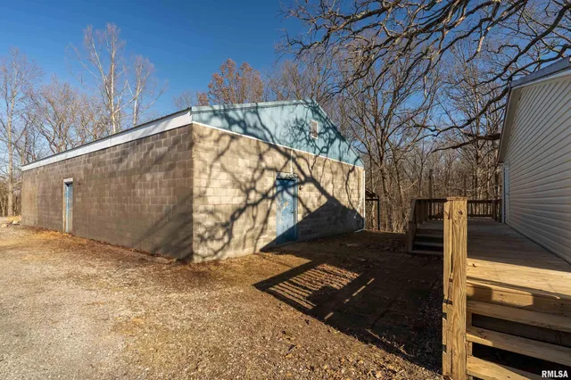 $225,000 | 5320 Saraville Road, Creal Springs, IL 62922