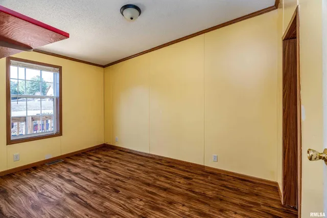 $225,000 | 5320 Saraville Road, Creal Springs, IL 62922