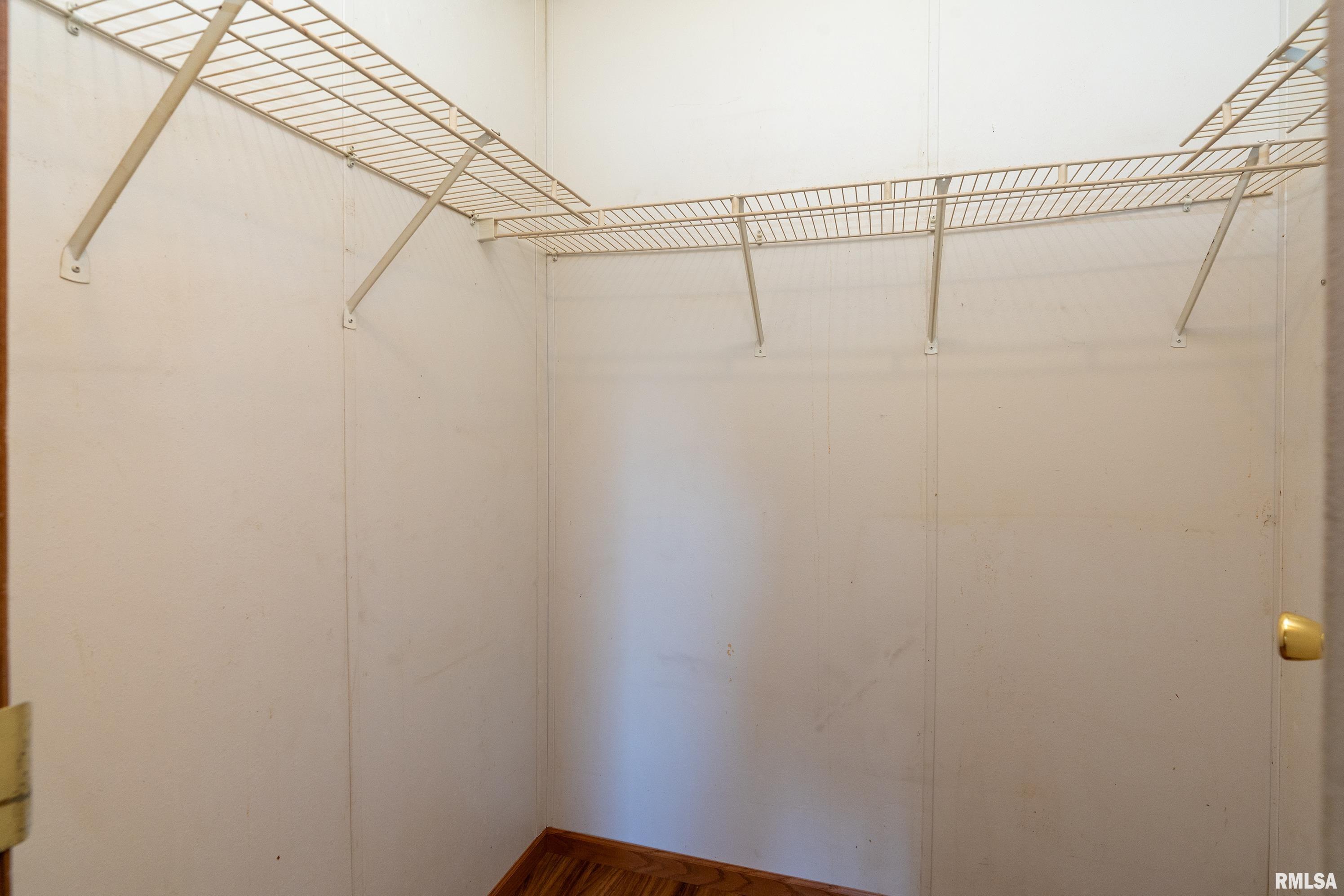 5320 Saraville Road Creal Springs, IL 62922 - Photo 22 of 47