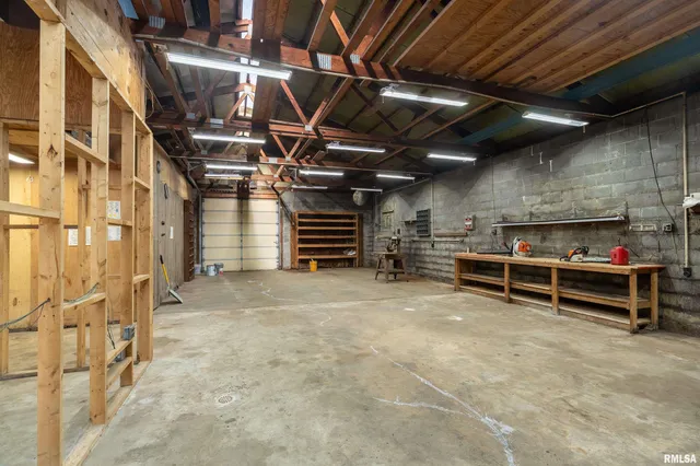 $225,000 | 5320 Saraville Road, Creal Springs, IL 62922