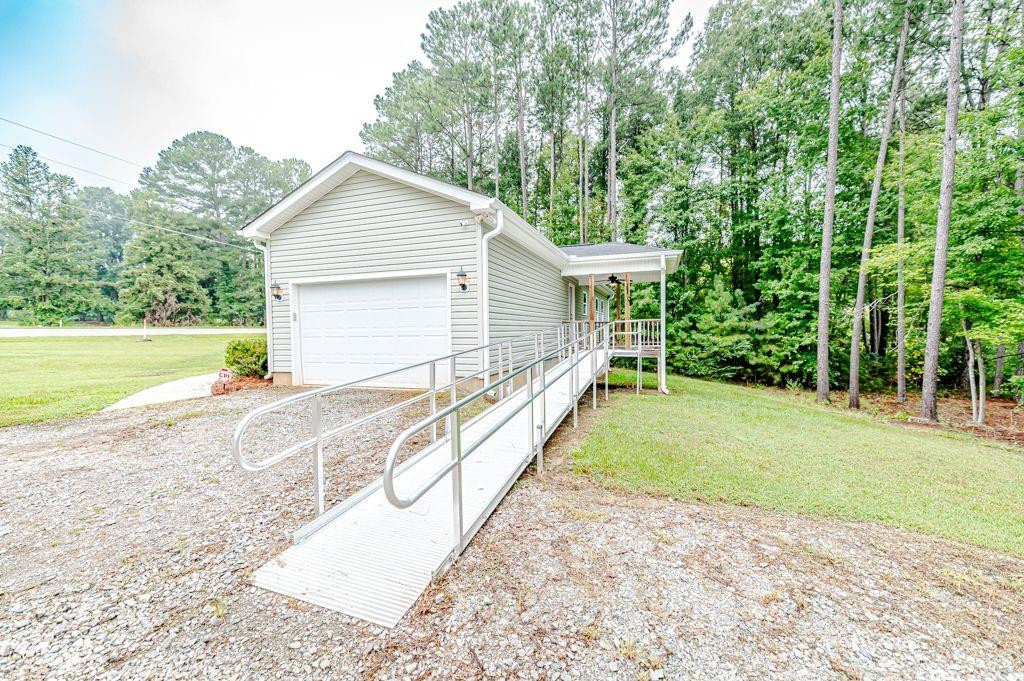 3734 Carbonton Road Sanford, NC 27330 - Photo 4 of 38 Photo 4