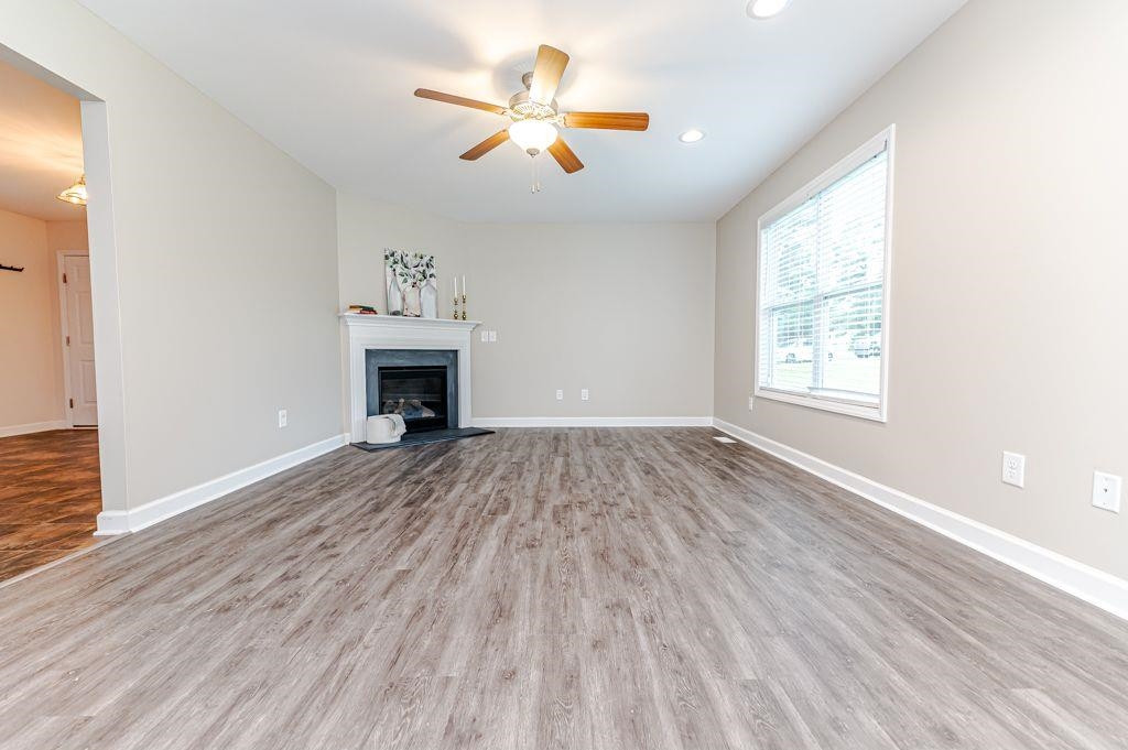 3734 Carbonton Road Sanford, NC 27330 - Photo 8 of 38 Photo 8