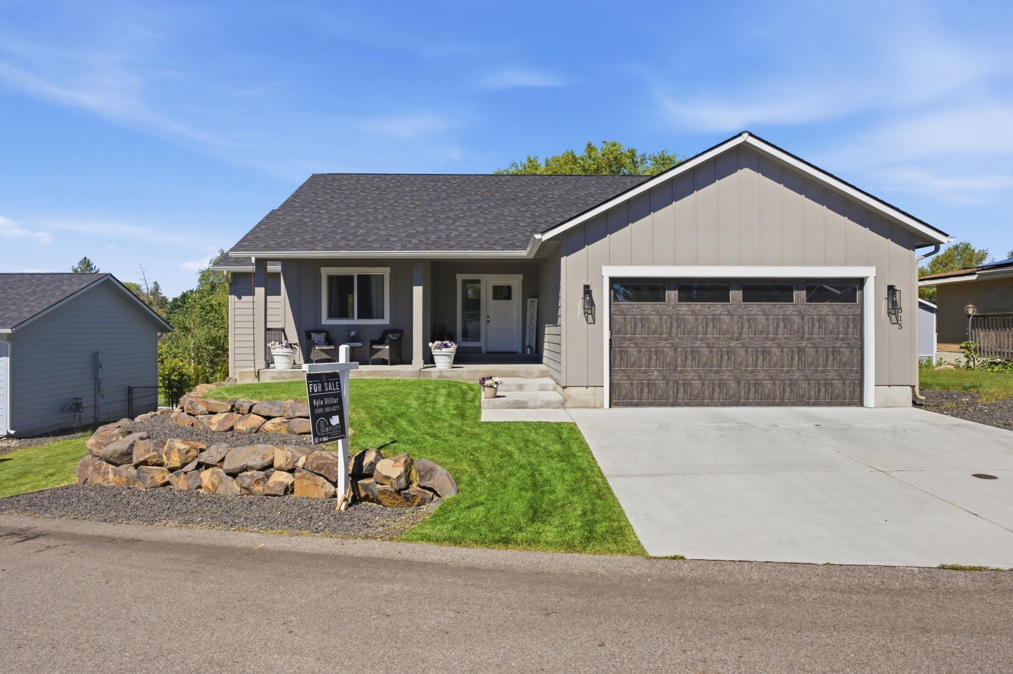 515 North Fox Road Spokane Valley, WA 99206 - Photo 1 of 30