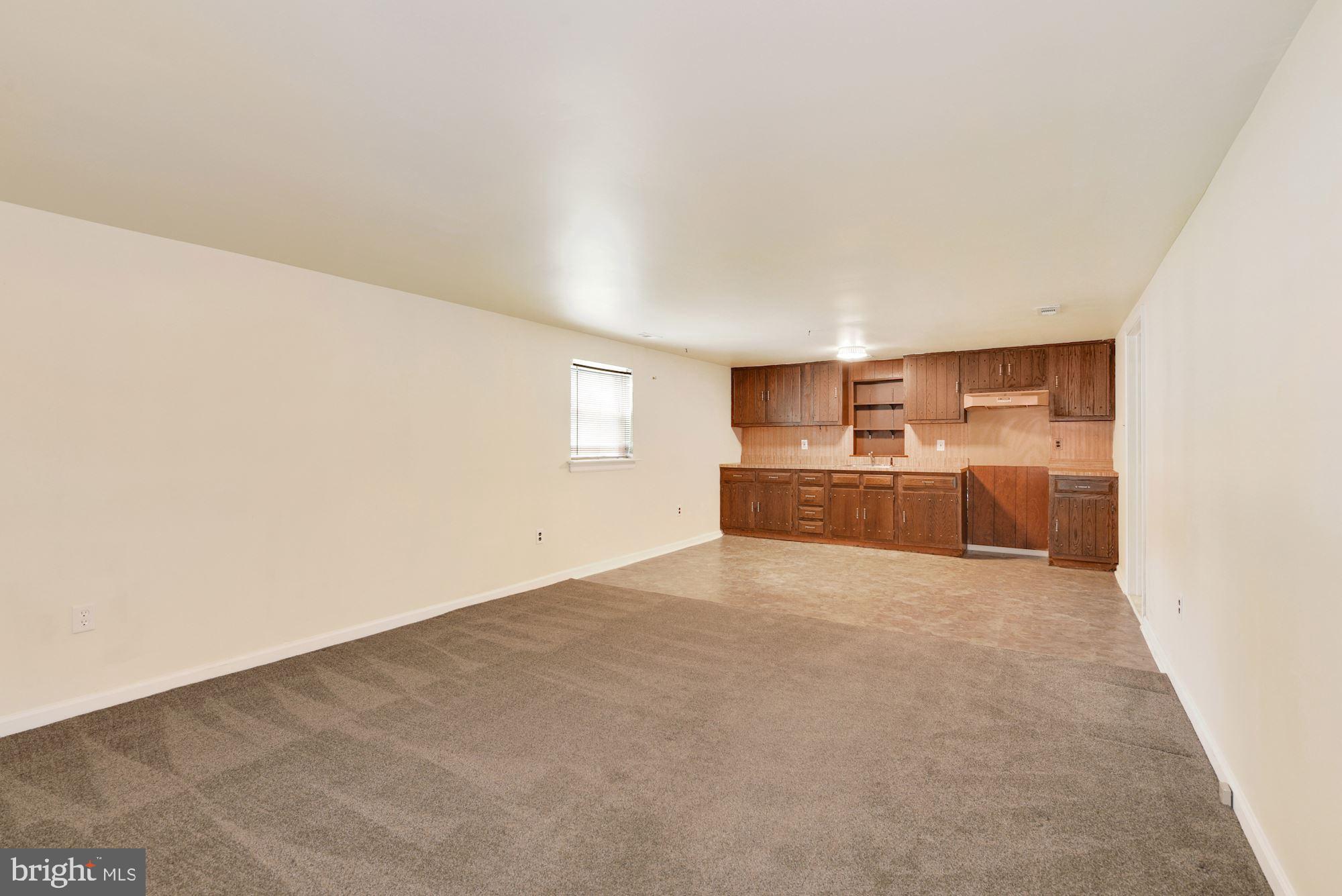 13 Hunters Drive Mount Laurel, NJ 08054 - Photo 20 of 32 Family Room or In Law Suite