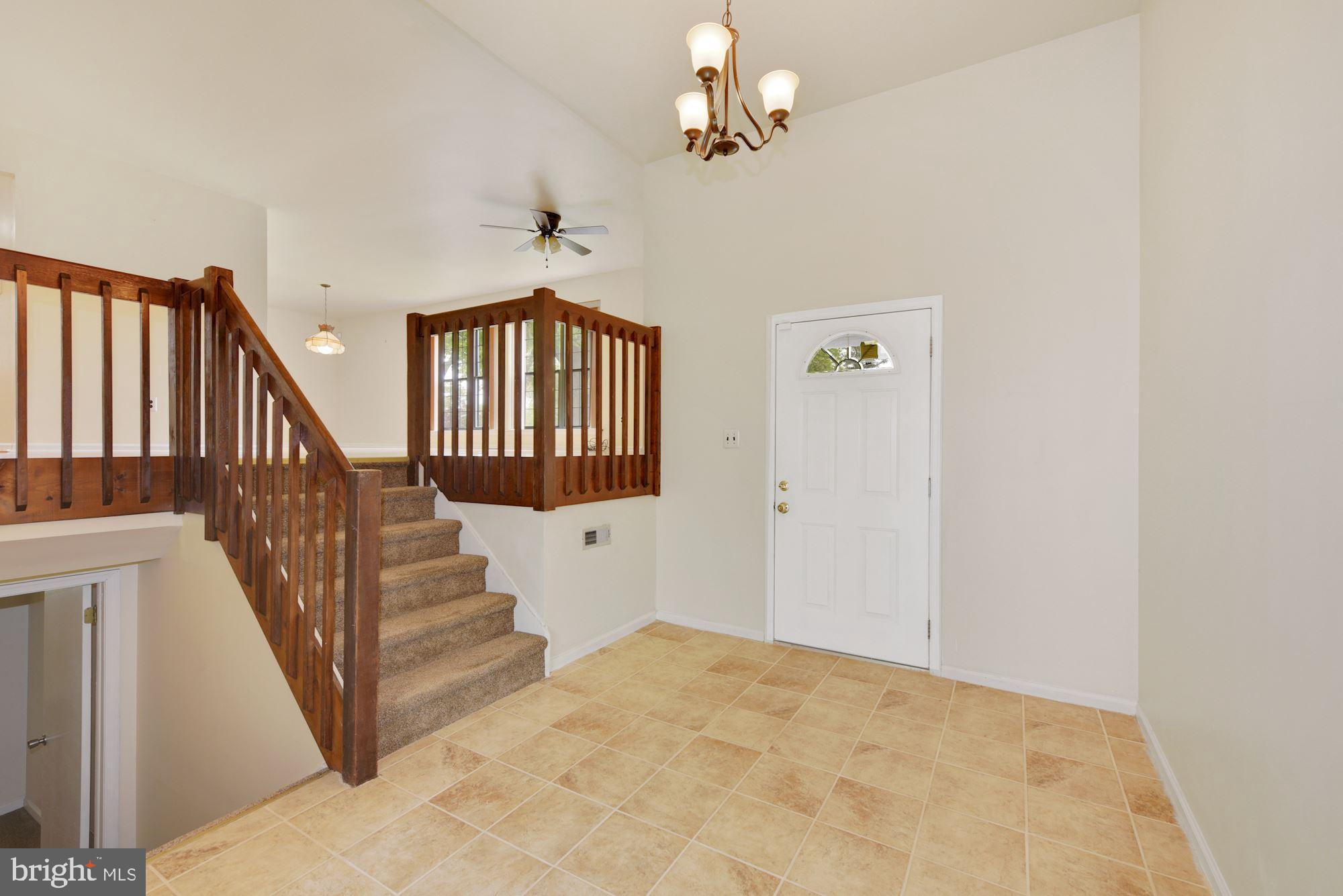 13 Hunters Drive Mount Laurel, NJ 08054 - Photo 4 of 32 Foyer features vaulted ceilings and tile floors
