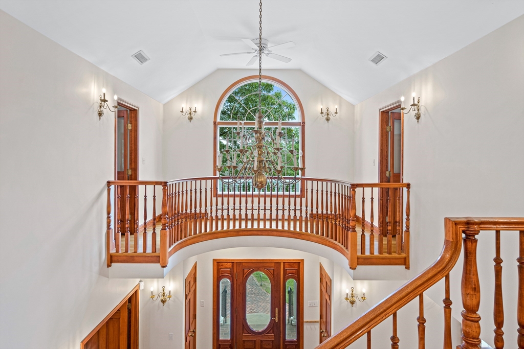 282 High Street Winchester, MA 01890 - Photo 20 of 26