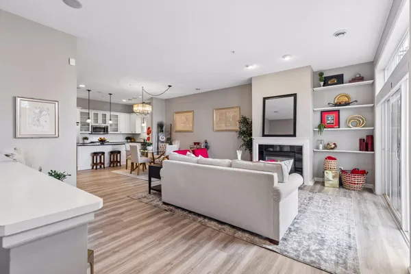 $475,000 | 1589 Niles Avenue, Unit 6, St. Paul, MN 55116