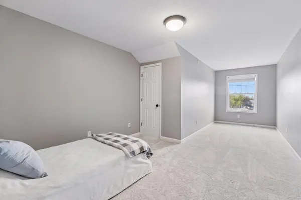 $475,000 | 1589 Niles Avenue, Unit 6, St. Paul, MN 55116