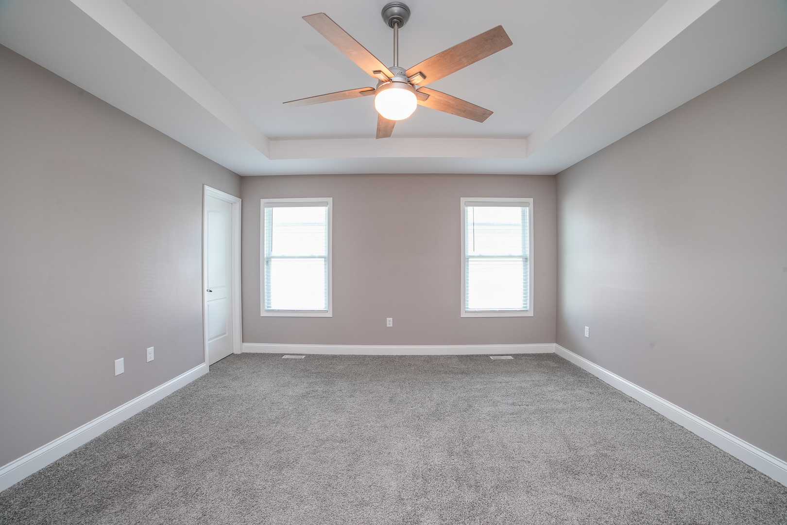 282 Patton Turn Bradley, IL 60915 - Photo 19 of 37 an empty room with ceiling fan and window