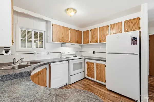 $69,000 | 1715 West Flamingo Avenue, Unit 75 75, Nampa, ID 83651