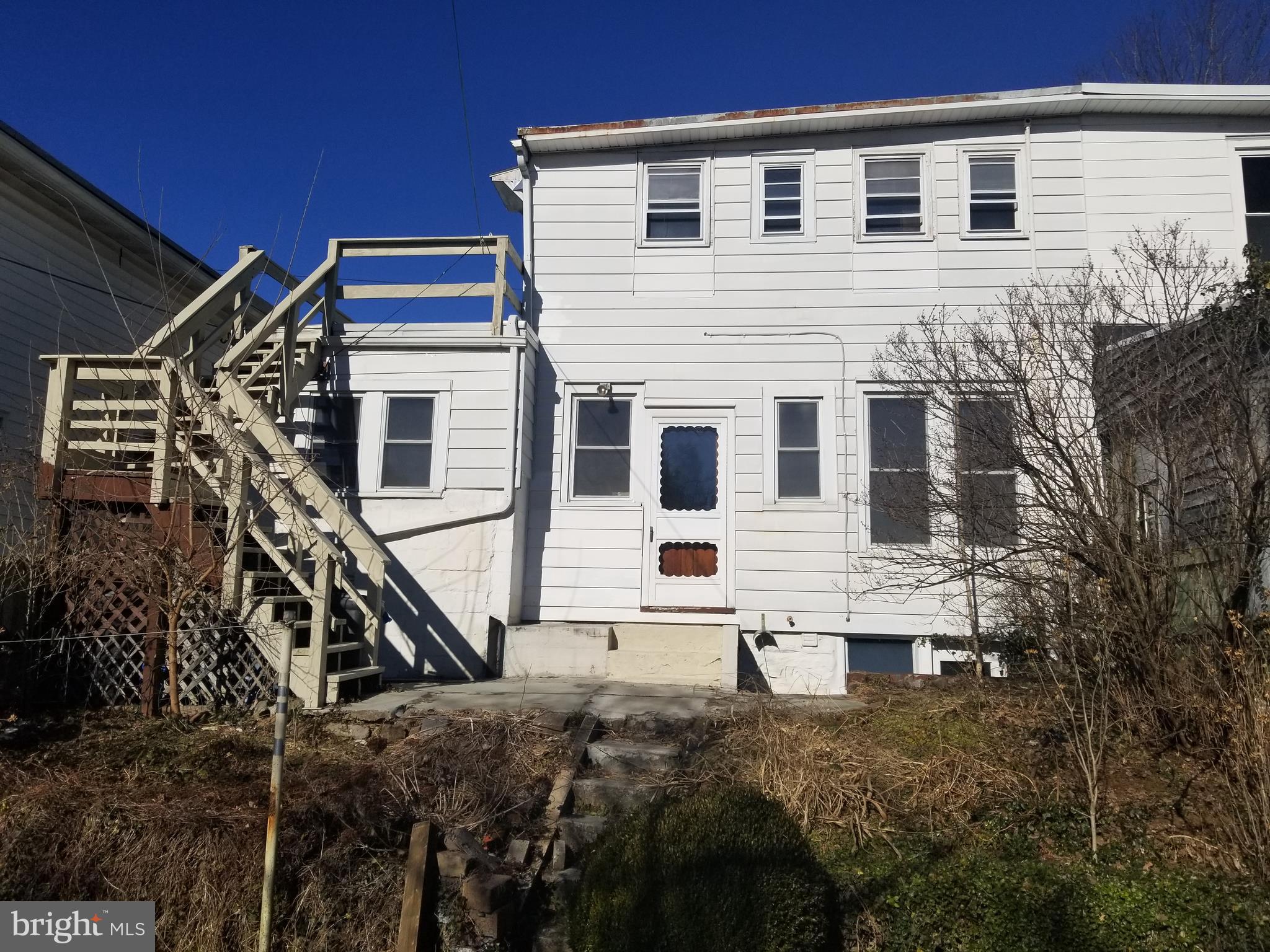 32 East Center Street Lititz, PA 17543 - Photo 5 of 23 Back of House