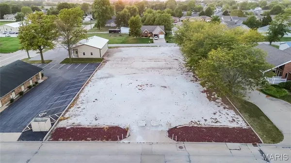 $75,000 | 1120 South Liberty Street, Jerseyville, IL 62052