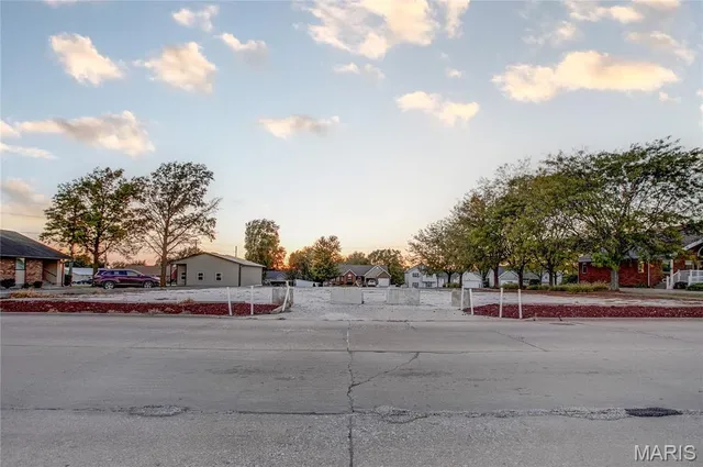 $75,000 | 1120 South Liberty Street, Jerseyville, IL 62052