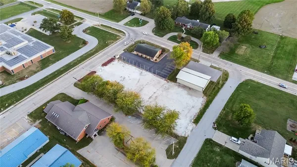 $75,000 | 1120 South Liberty Street, Jerseyville, IL 62052