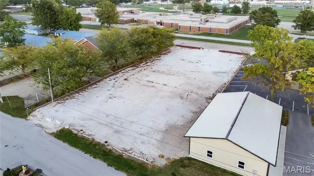 $75,000 | 1120 South Liberty Street, Jerseyville, IL 62052