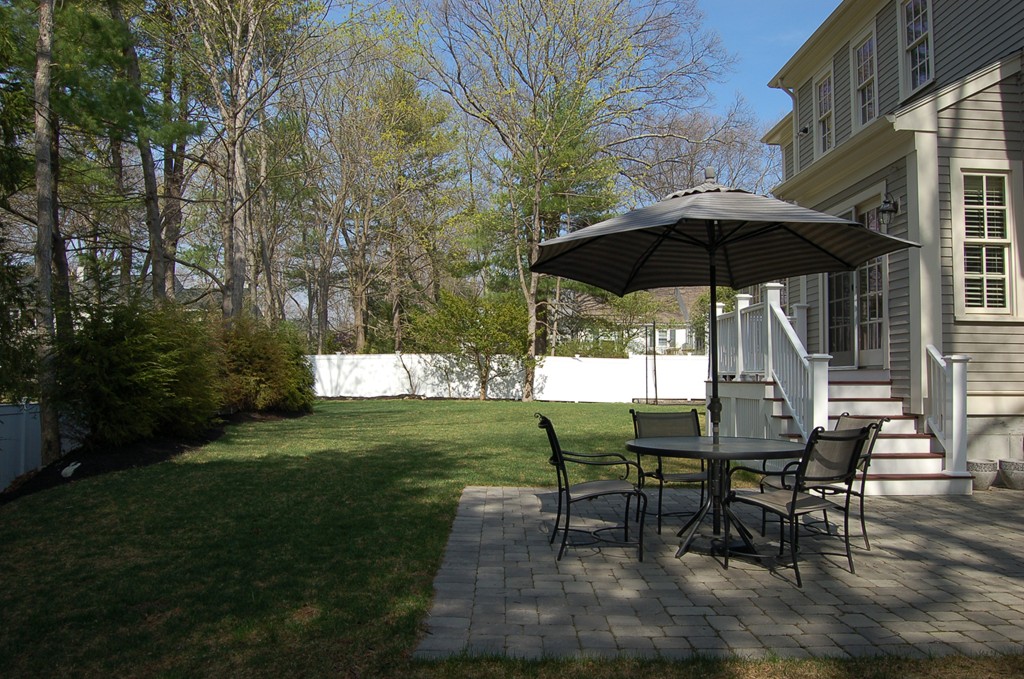 82 Pilgrim Road Wellesley, MA 02481 - Photo 27 of 28 Gallery Image 27