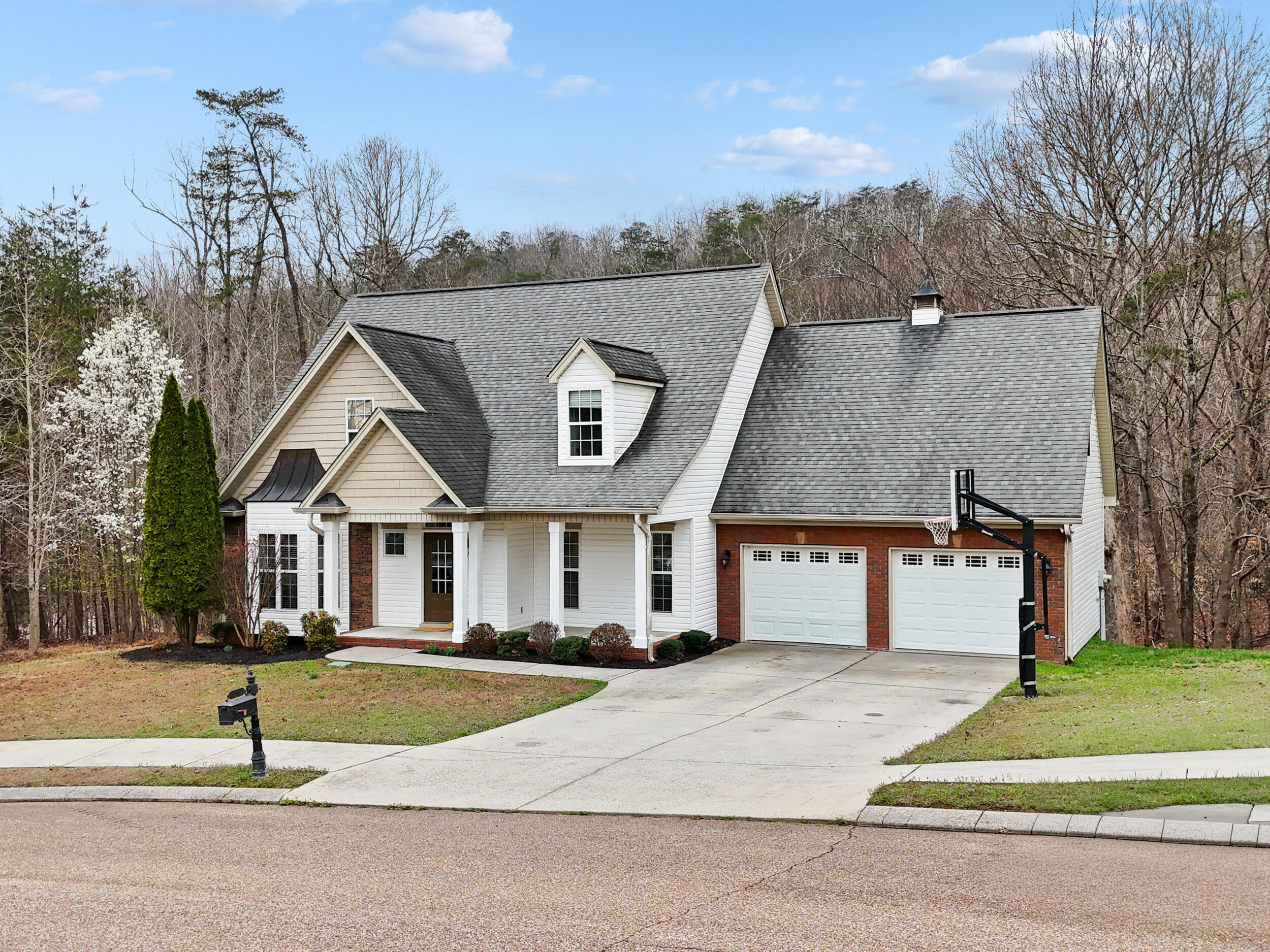 5542 Ginkgo Road Ooltewah, TN 37363 - Photo 3 of 43 dji_20260310001401_0654_d