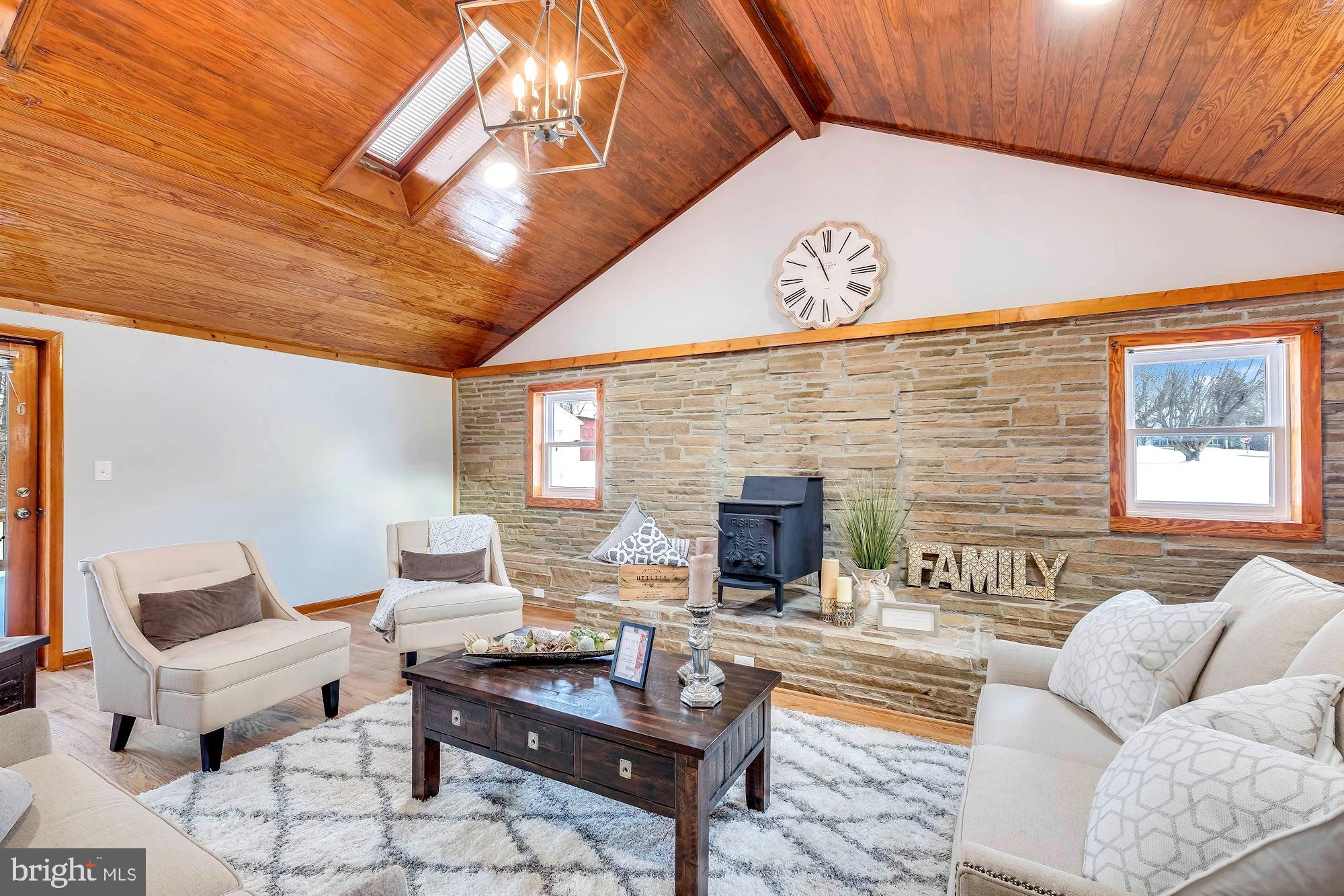 6949 North Clifton Road Frederick, MD 21702 - Photo 2 of 29 Gallery Image 2