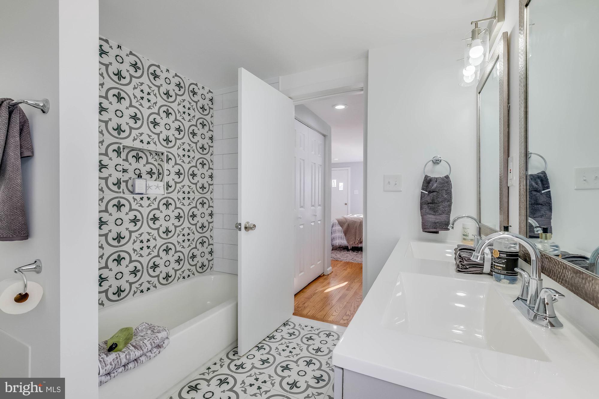 6949 North Clifton Road Frederick, MD 21702 - Photo 19 of 29 Gallery Image 19