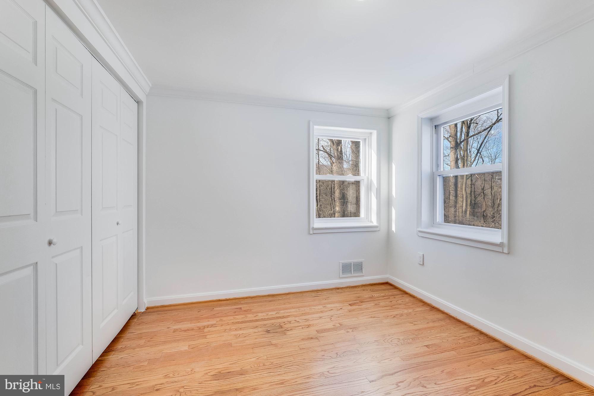 6949 North Clifton Road Frederick, MD 21702 - Photo 21 of 29 Gallery Image 21
