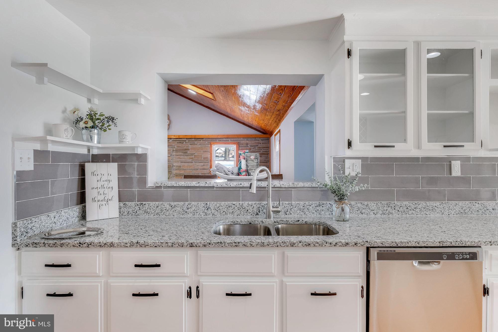 6949 North Clifton Road Frederick, MD 21702 - Photo 4 of 29 Gallery Image 4