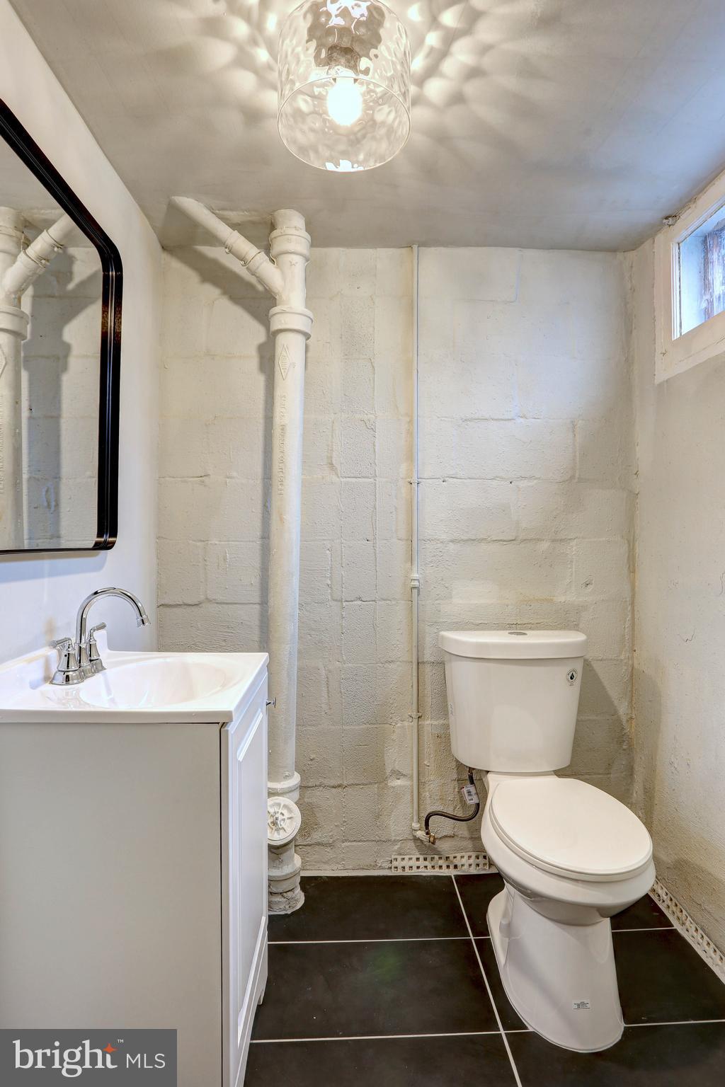1550 Pentwood Road Baltimore, MD 21239 - Photo 25 of 29