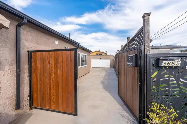 $1,245,000 | 3667 West 110th Street, Inglewood, CA 90303