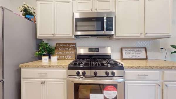 $2,200 | 14610 Becurtesy Court, Cypress, TX 77429