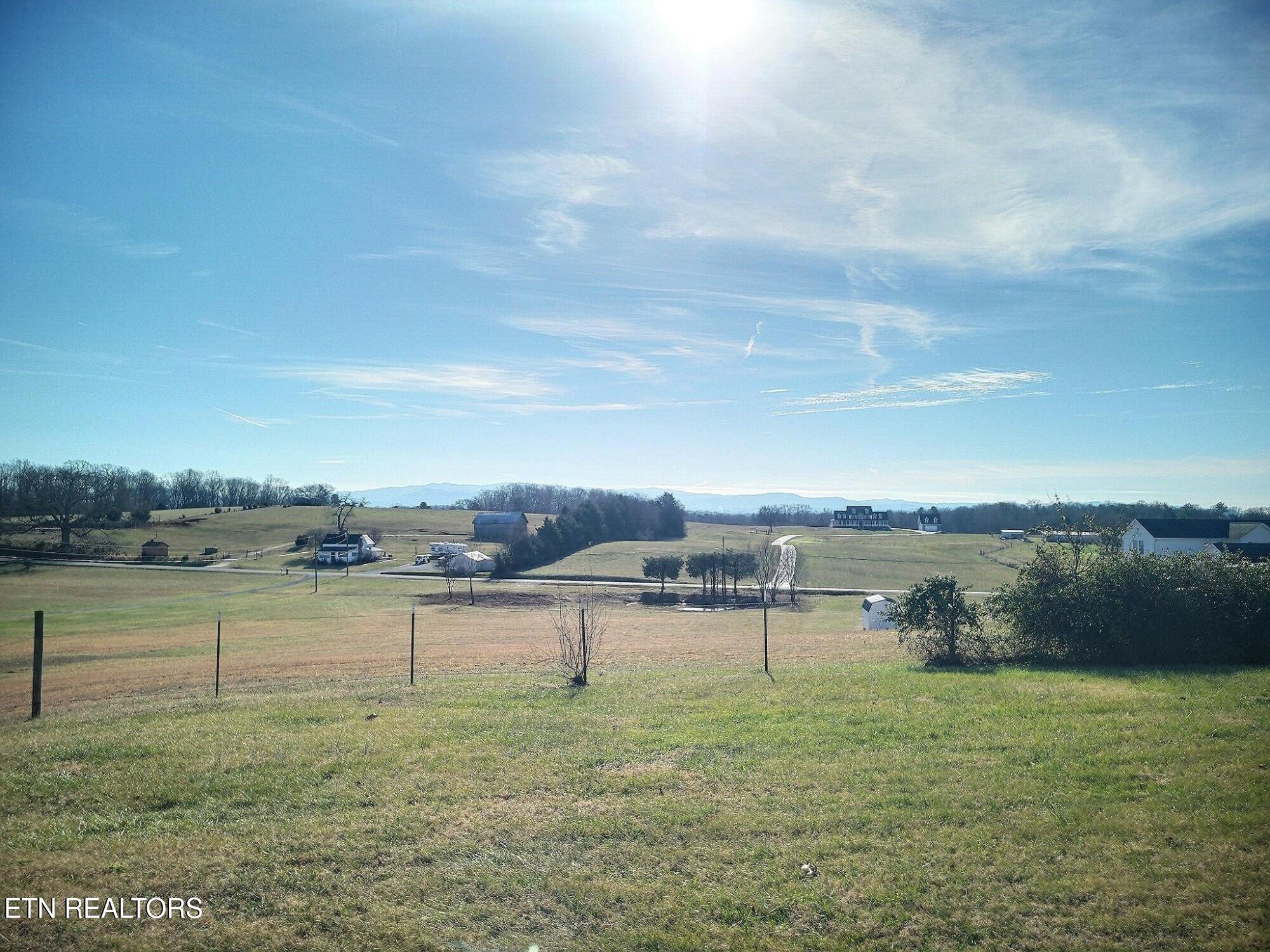 3750 Sinking Creek Road Greenback, TN 37742 - Photo 11 of 18 exposio_133404886