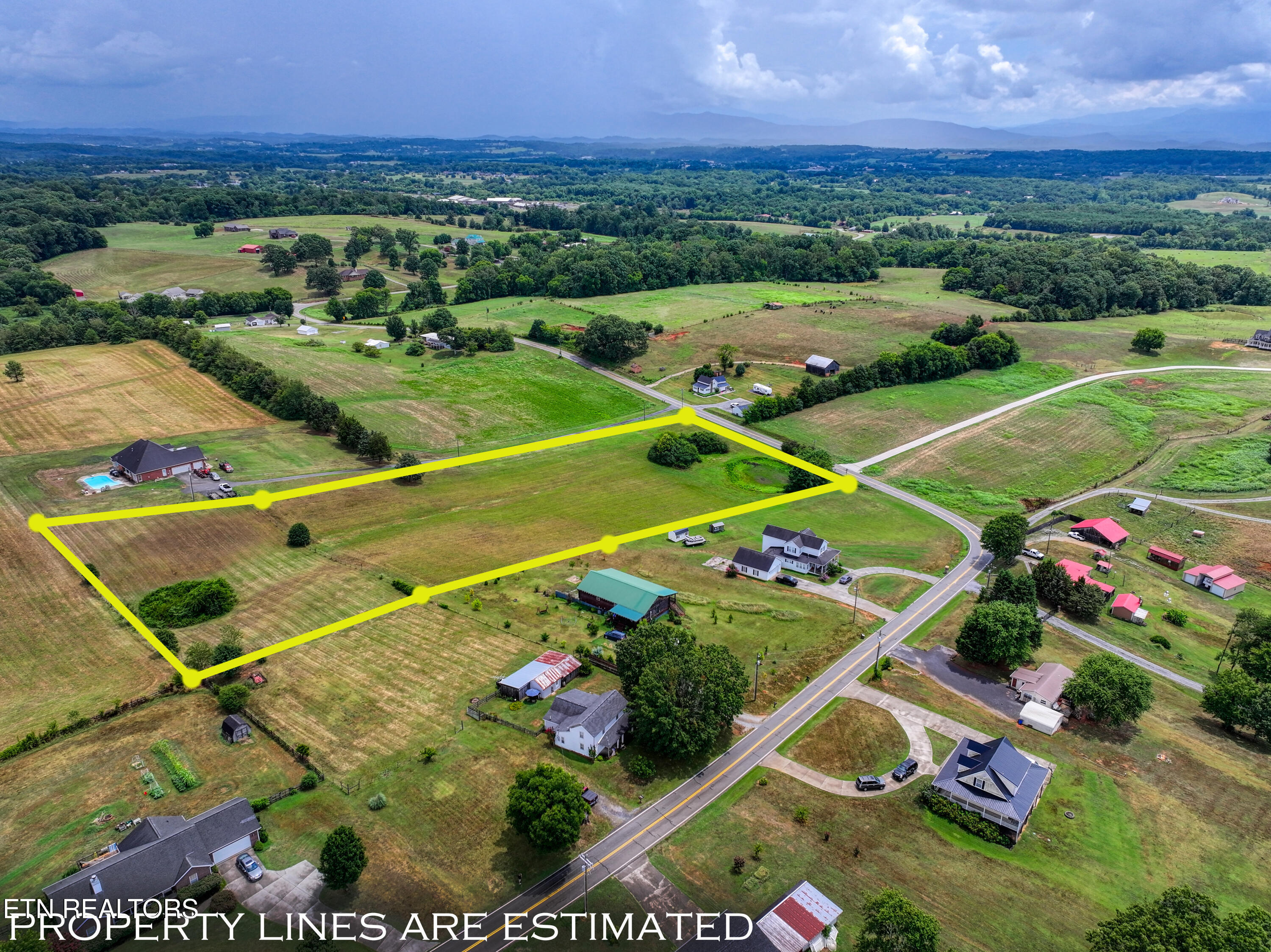 3750 Sinking Creek Road Greenback, TN 37742 - Photo 8 of 23 DJI_20250728134619_0055_D_32