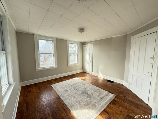 $2,600 | 3 Yost Street, Unit 2, Norwalk, CT 06854