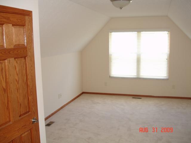 2160 Reeves Avenue Lewis Center, OH 43035 - Photo 11 of 18 Gallery Image 11