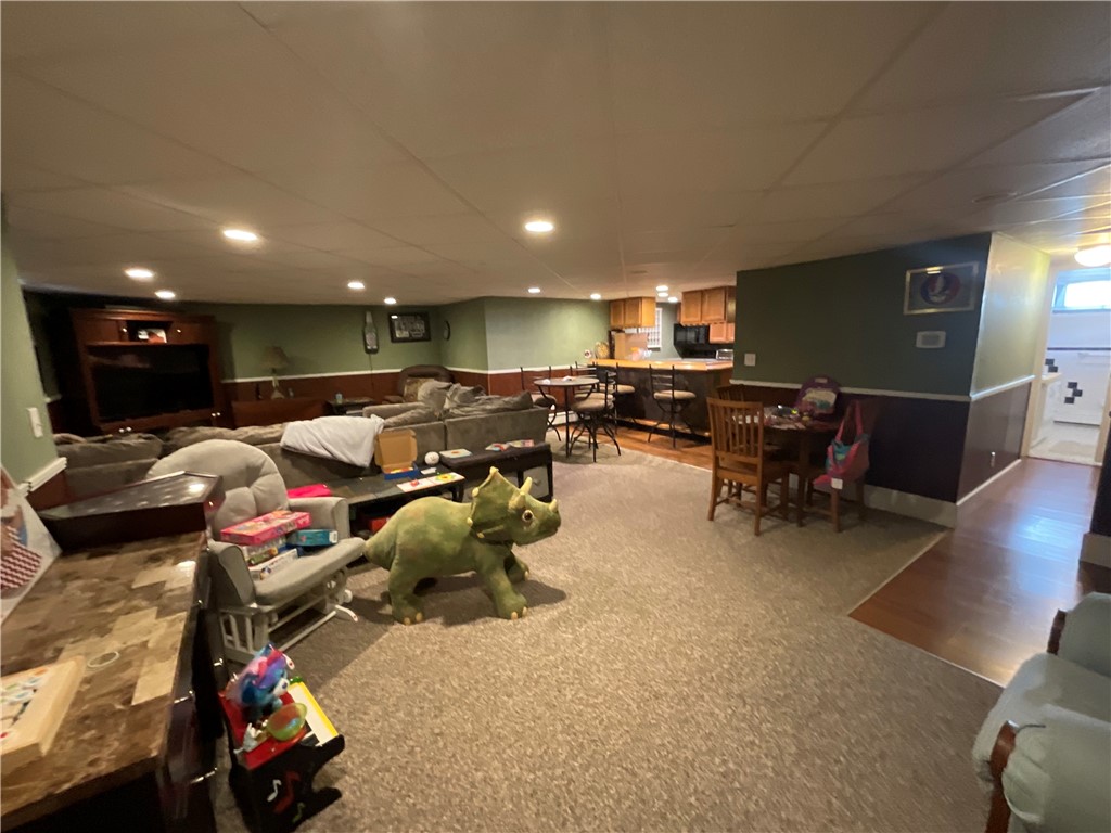 14 Beatrice Avenue Warwick, RI 02889 - Photo 25 of 26