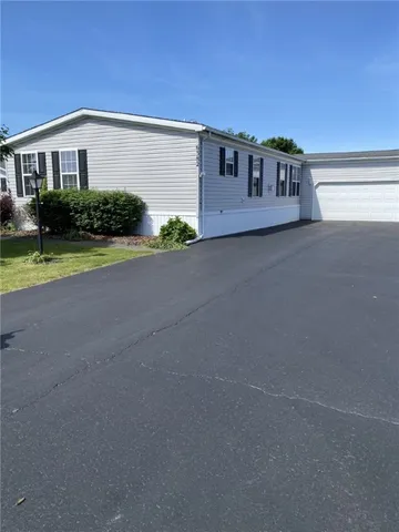 $169,900 | 6382 Roberts Drive, Victor, NY 14564