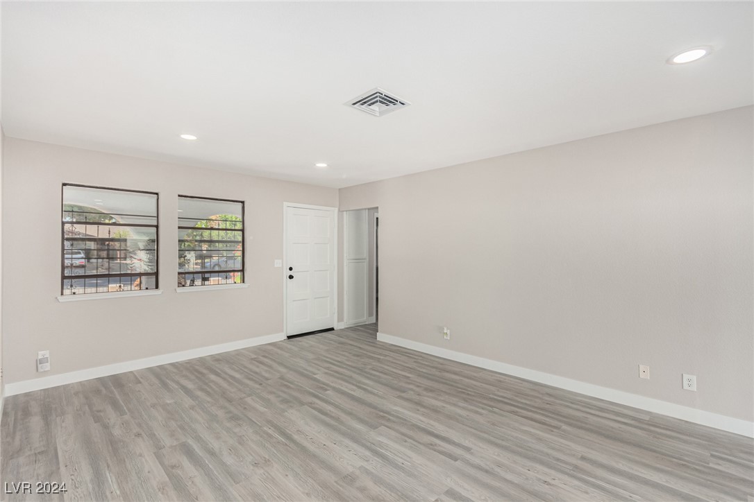 3115 La Mesa Drive Henderson, NV 89014 - Photo 8 of 34