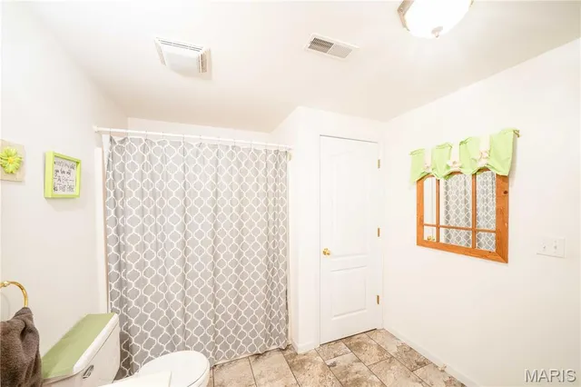 $349,900 | 2342 Alpine Drive, Jackson, MO 63755