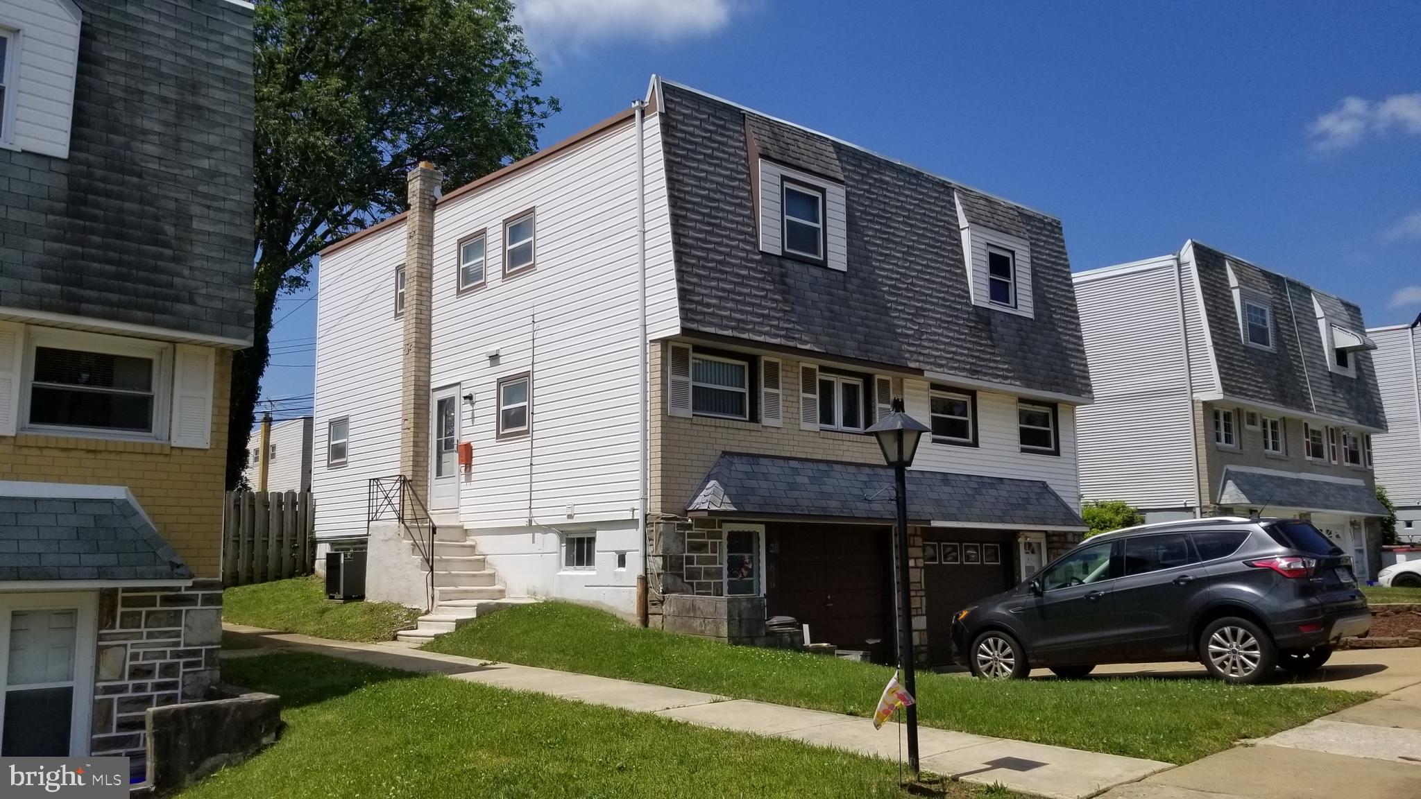 2830 Michael Road Philadelphia, PA 19152 - Photo 2 of 17 Gallery Image 2