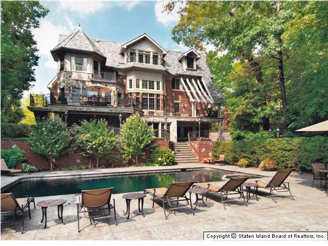 125 Benedict Road Staten Island, NY 10304 - Photo 2 of 11 Additional Photo