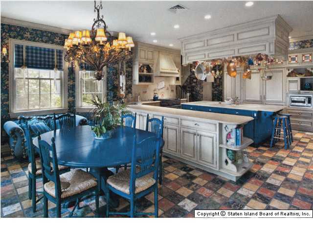 125 Benedict Road Staten Island, NY 10304 - Photo 5 of 11 Additional Photo