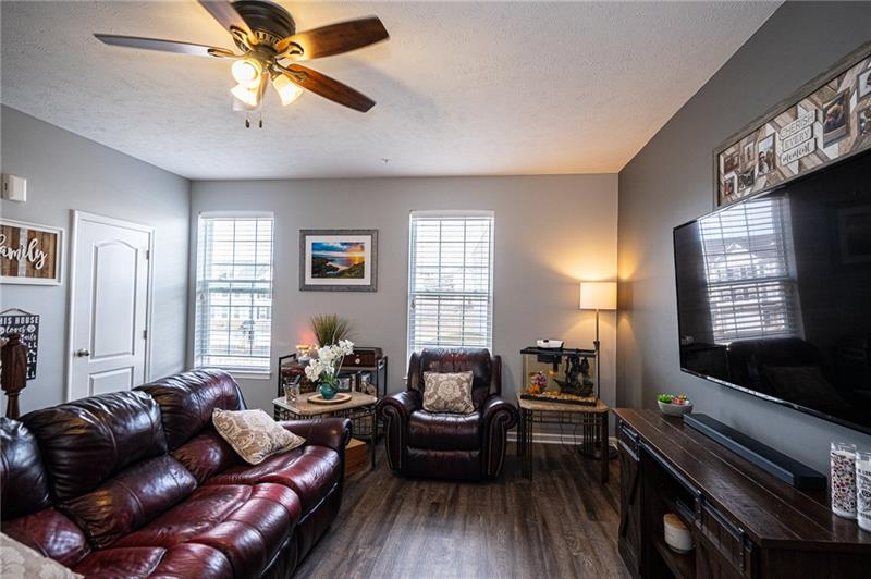 34 Truman Circle McKees Rocks, PA 15136 - Photo 8 of 25 Gallery Image 8