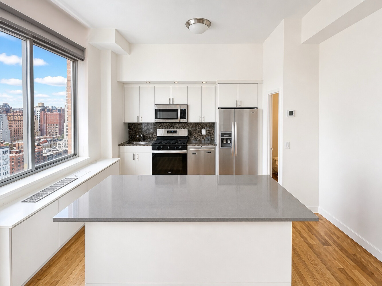343 East 74th Street, Unit PH34D Manhattan, NY 10021 - Photo 11 of 14