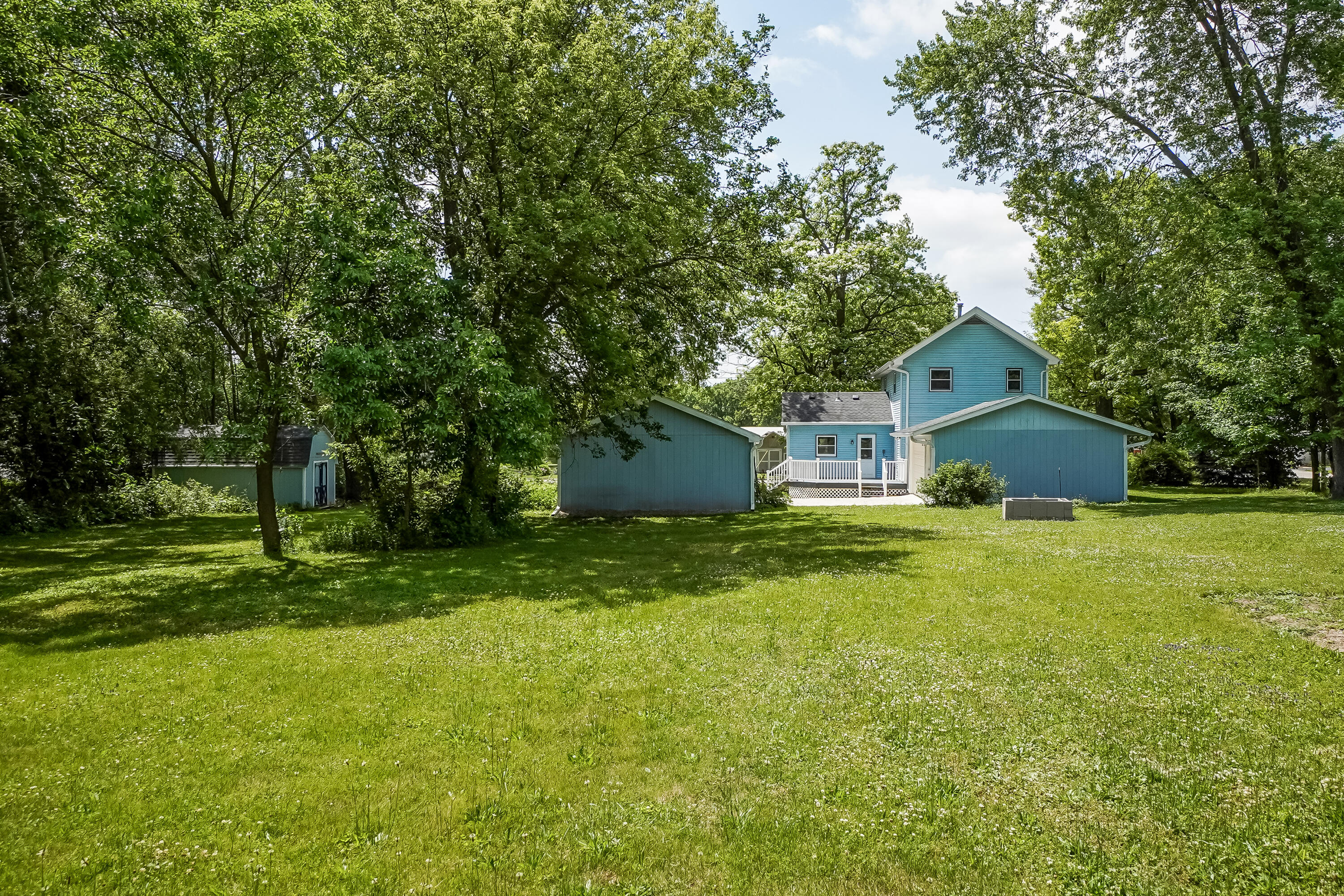 224 Plank Road Mukwonago, WI 53149 - Photo 20 of 30 Back View