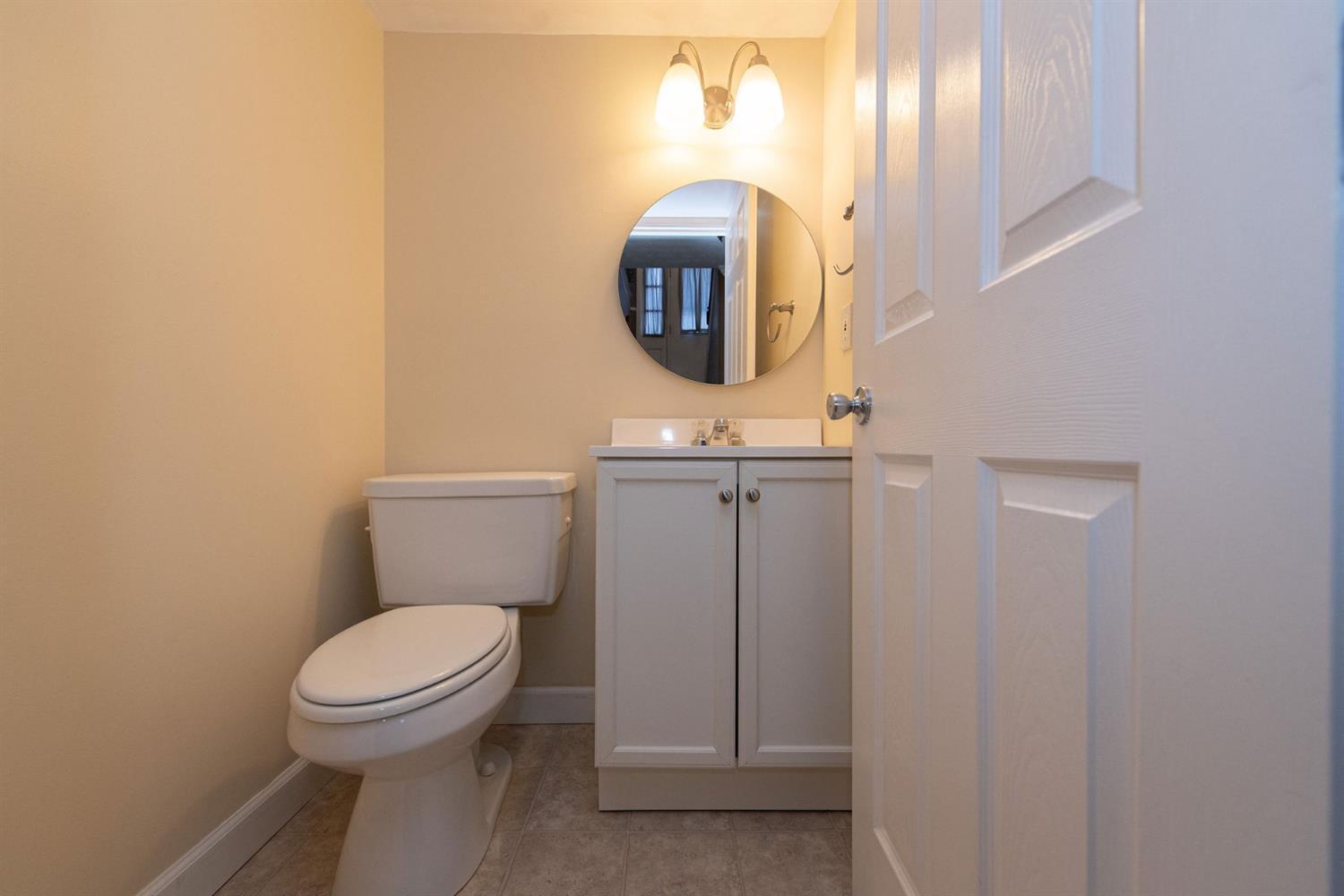 5737 Lawrence Road Cincinnati, OH 45248 - Photo 28 of 37